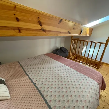 Maison De A 5 Min à Pied De La Tour Luma